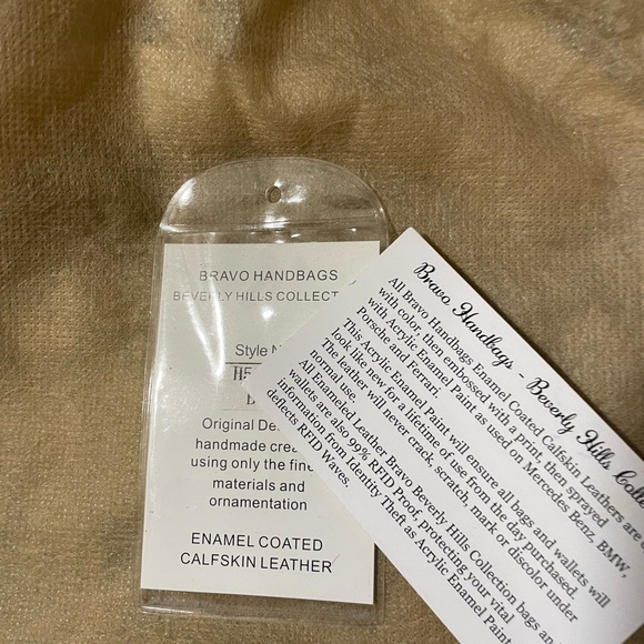 Bravo Beverley Hills handbag. Leopard print. Coated leather. New condition - Picture 8 of 8